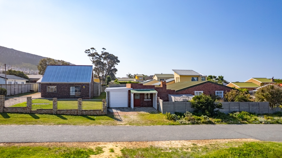 0 Bedroom Property for Sale in Palmiet Western Cape